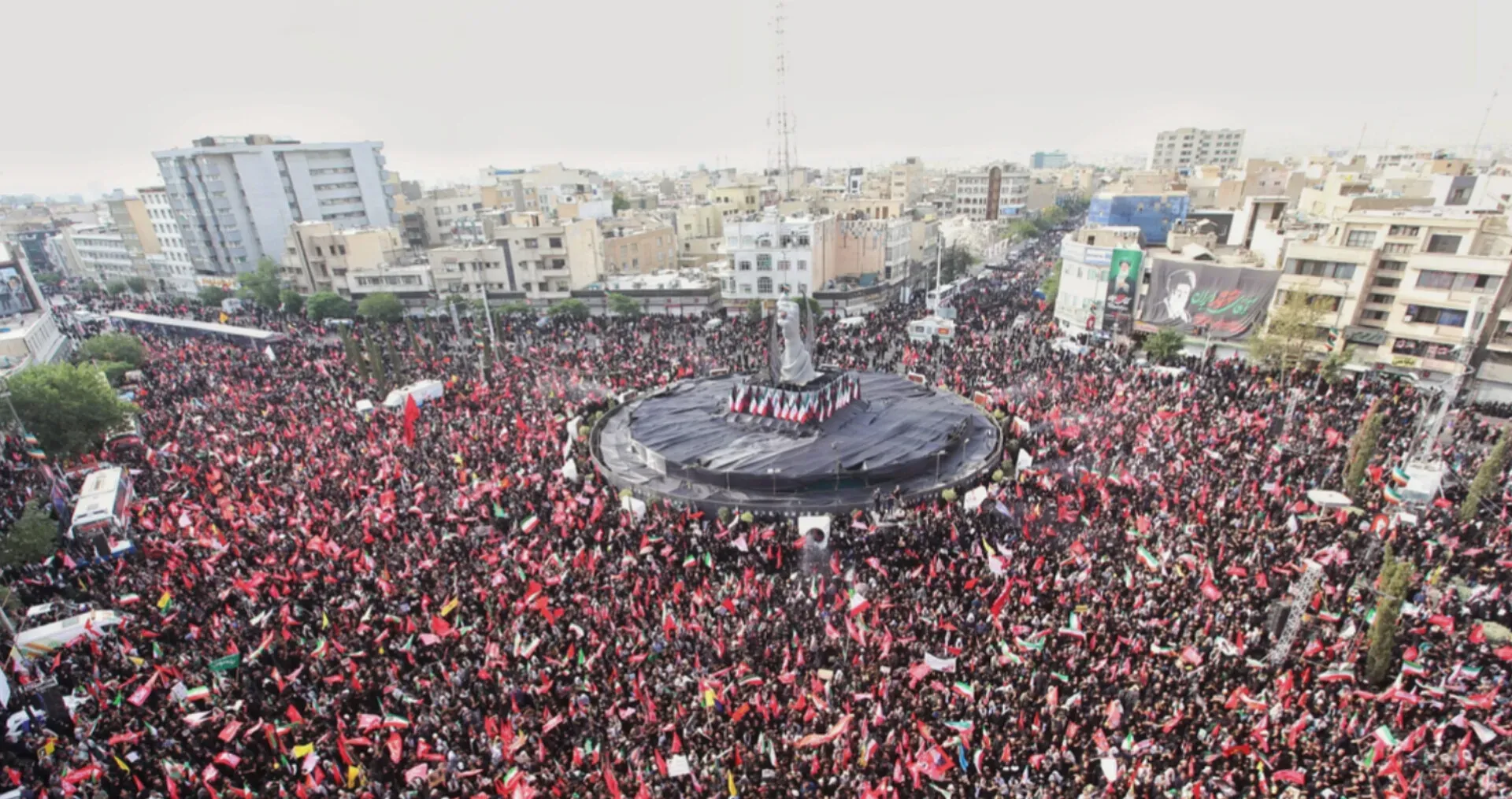 تشییع رهبر شهید انقلاب