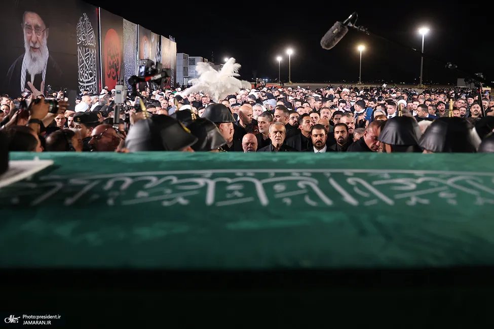 استقبال رسمی از پیکر مطهر رهبر شهید در عراق