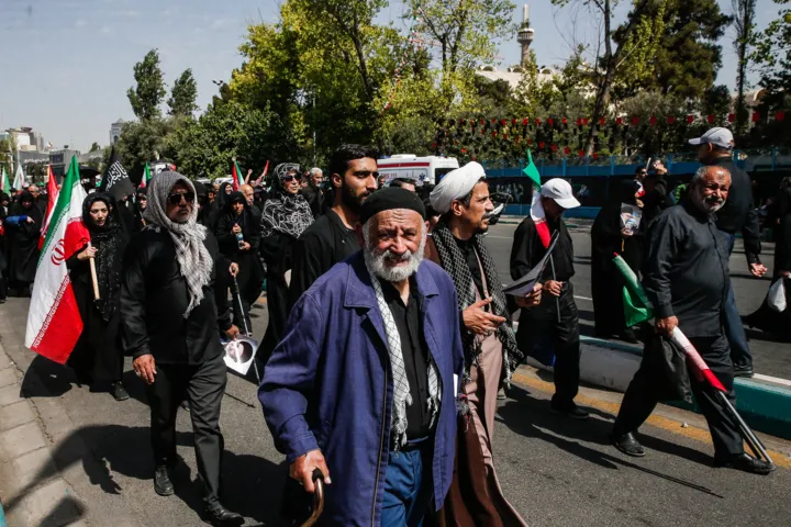 وداع با آقای شهید ایران