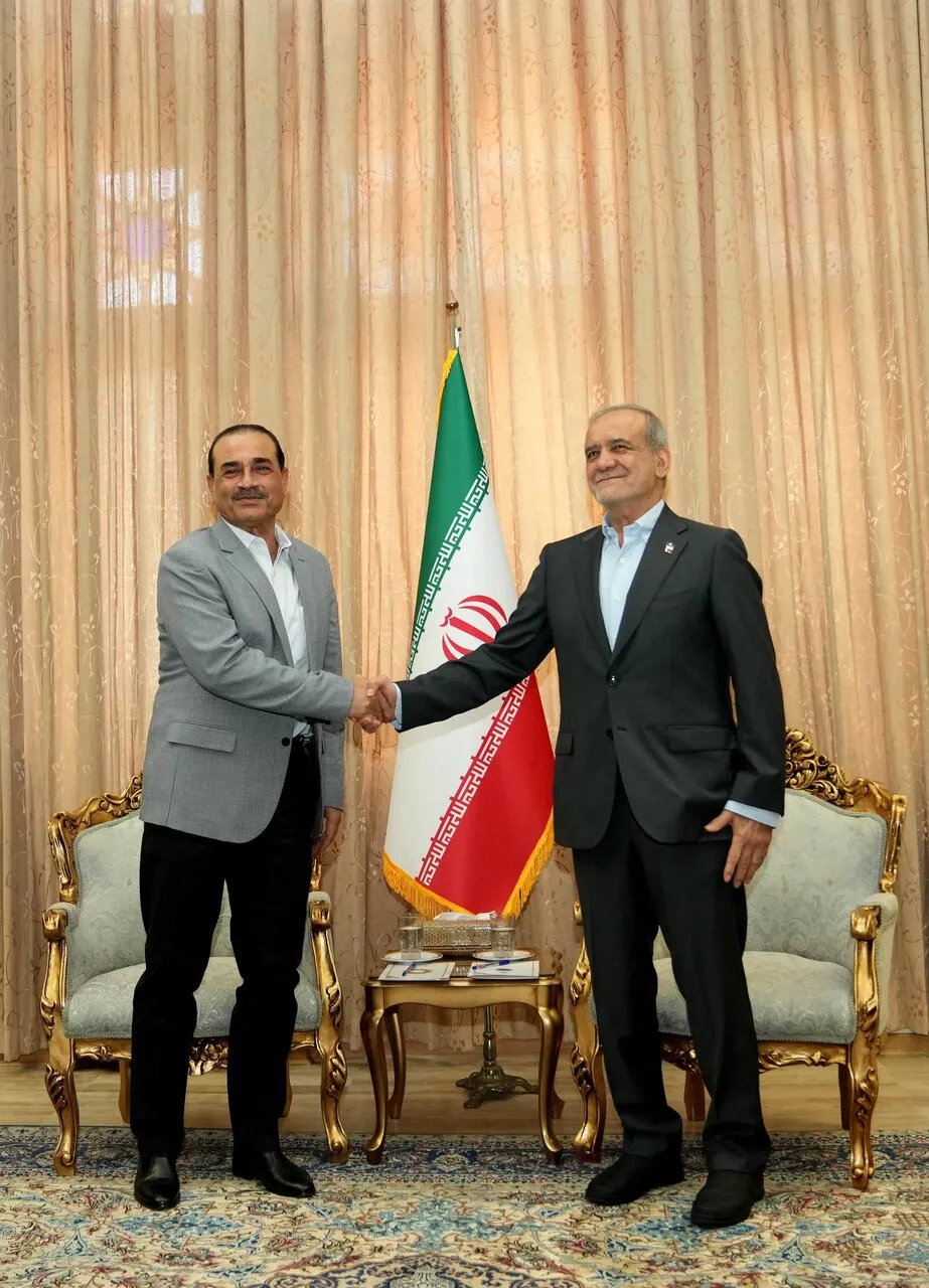 دیدار عاصم منیر با رئیس جمهور پزشکیان دیدار عاصم منیر با رئیس جمهور پزشکیان