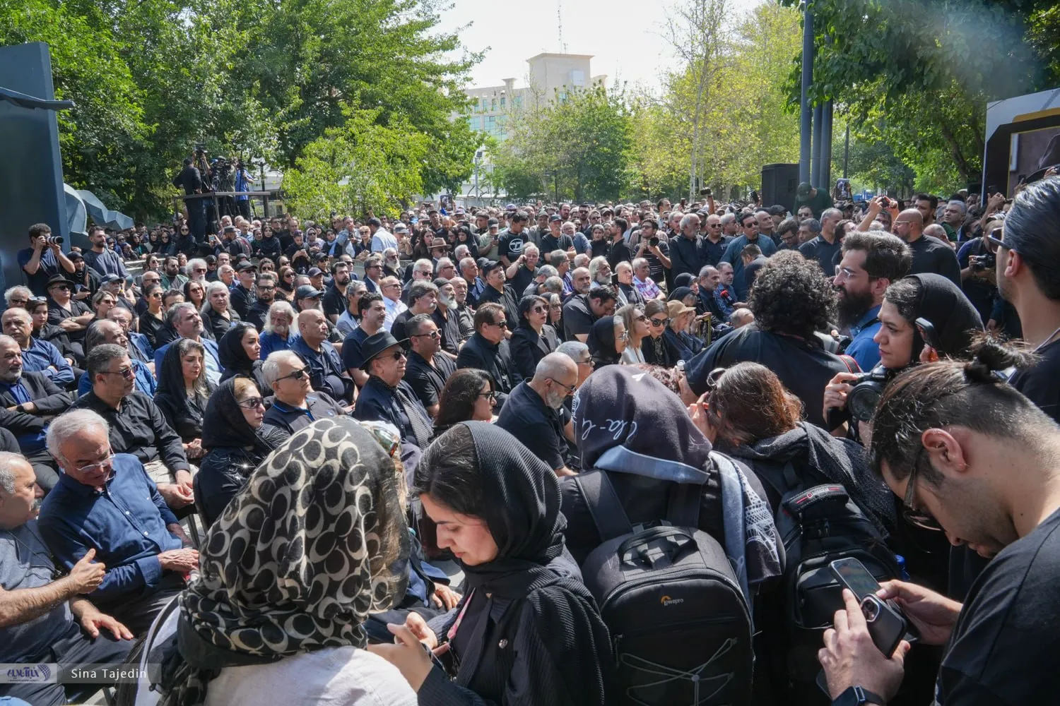 تشییع اکبر عبدی