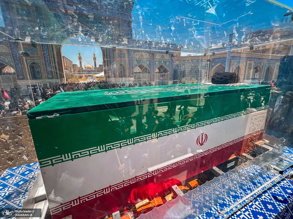 تشییع پیکر مطهر رهبر شهید در نجف اشرف تشییع پیکر مطهر رهبر شهید در نجف اشرف