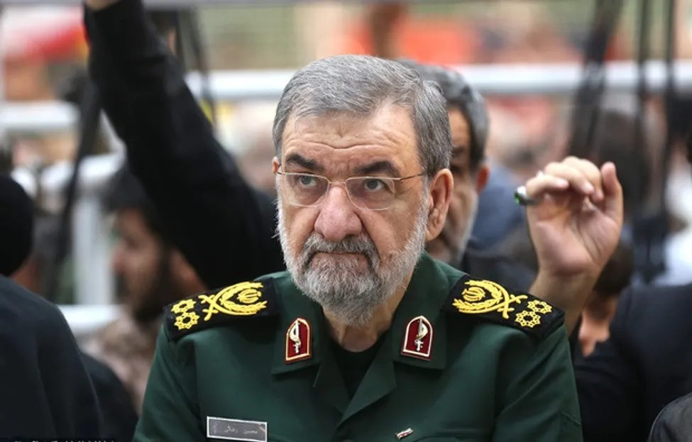 محسن رضایی: به دشمن اعتماد نکنیم/ حکمرانی تنگه هرمز و اقتدار منطقه‌ای ایران نباید تضعیف شود/ ما در جنگ پیروز شدیم؛ حال آنکه آن‌ها بعنوان یک مجرم شکست خورده از جنگ خارج شدند/ ‌نیروهای مسلح ما آماده‌اند؛ آمریکایی‌ها به دنبال فرار از جنگ هستند