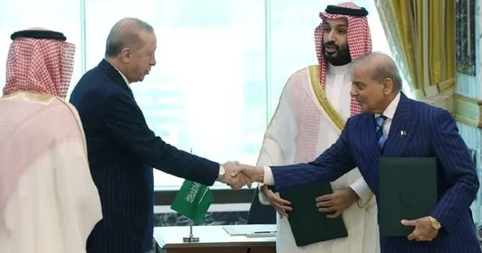 اگر پیمان مکه نتواند ماشین جنگی صهیونیسم را متوقف ساز، یک شکست تاریخی خواهد بود/ فلسطین، آزمون نهایی اراده‌ی این محور برای پایان دادن به تفرقه‌ی مطلوب غرب و رژیم صهیونیستی است