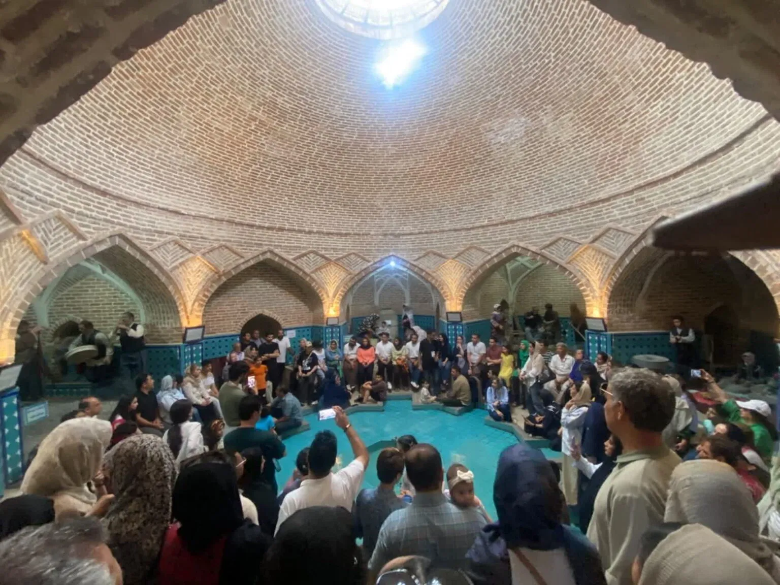 تور بازدید از میراث جهانی الموت