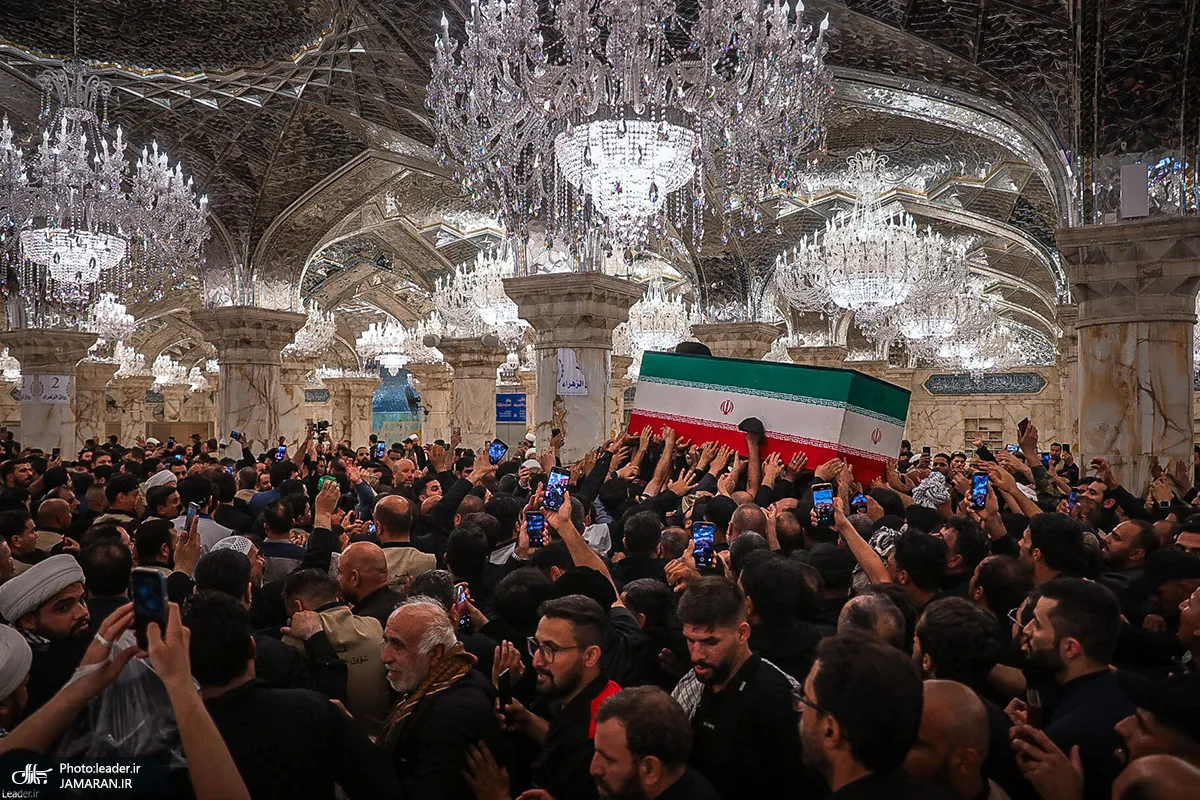 تشییع پیکر مطهر رهبر شهید در نجف اشرف تشییع پیکر مطهر رهبر شهید در نجف اشرف