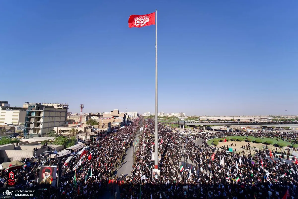 تشییع پیکر مطهر رهبر شهید در نجف اشرف تشییع پیکر مطهر رهبر شهید در نجف اشرف
