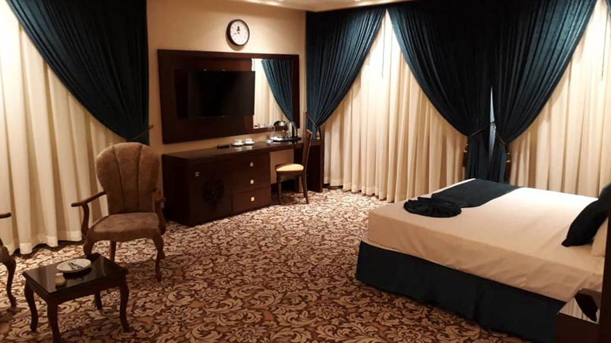 بررسی چند هتل سه ستاره در شیراز